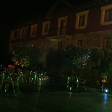 Hotel Rural Palmeras Muskiz