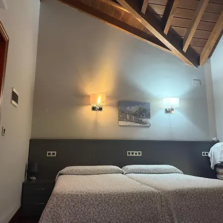 Hotel Rural Palmeras Muskiz